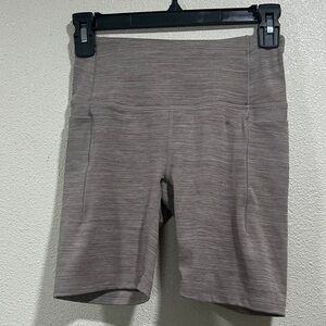 Reebok High-Rise Pockets Athletic Shorts in Taupe